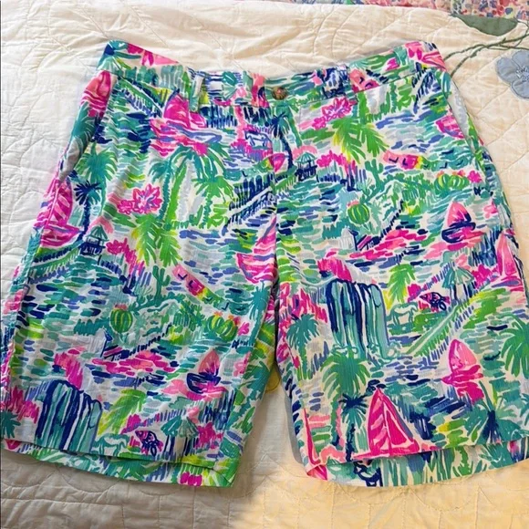 Lilly Pulitzer Salt In The Air Men Shorts - Picture 1 of 5